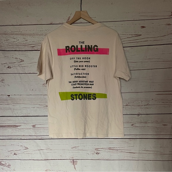 Daydreamer ROLLING STONES SATISFACTION BOYFRIEND TEE SIZE MEDIUM - Picture 3 of 8